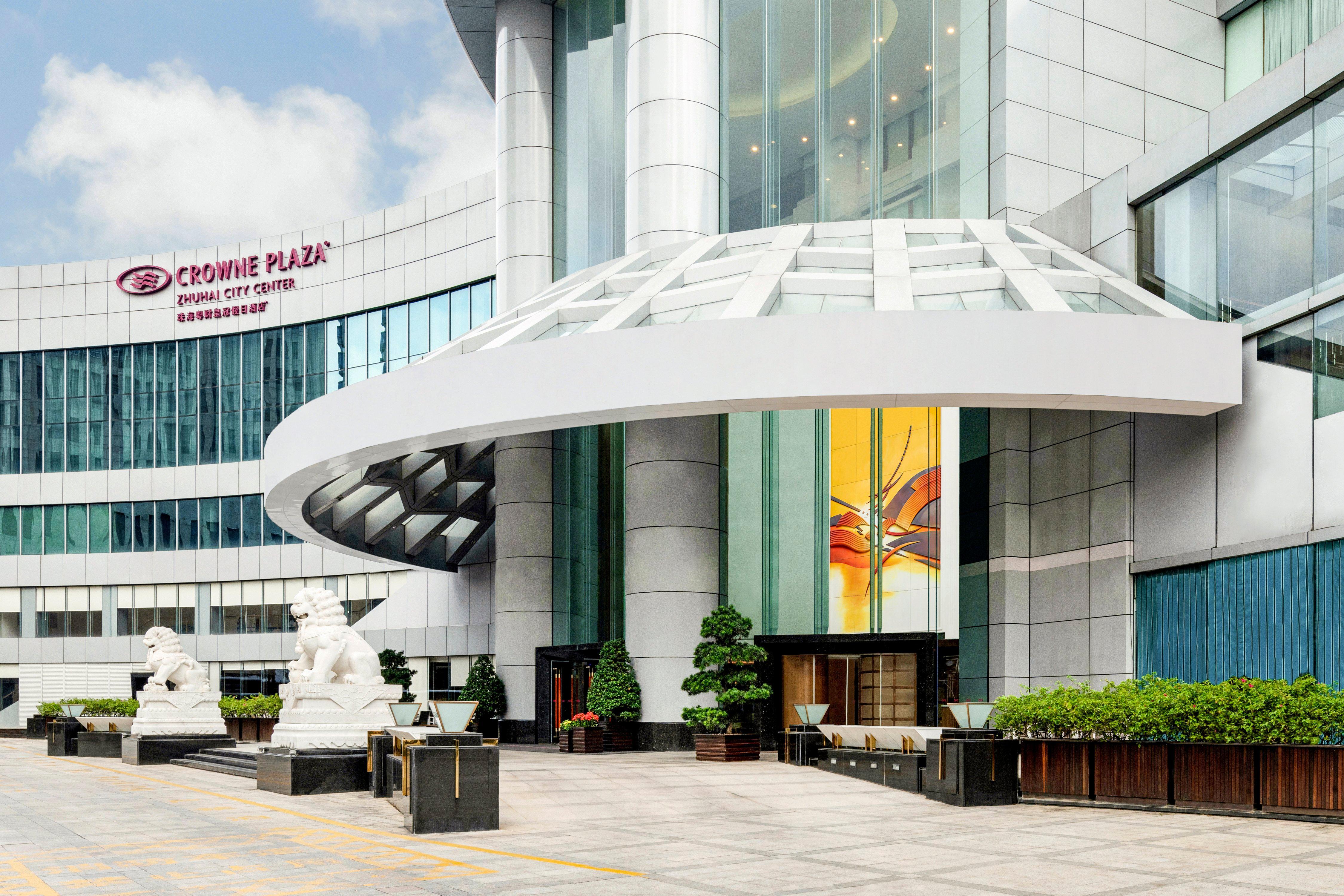 Crowne Plaza Zhuhai City Center By Ihg - Offers Free One-Way Shuttle To Chimelong Ocean Kingdom Dış mekan fotoğraf