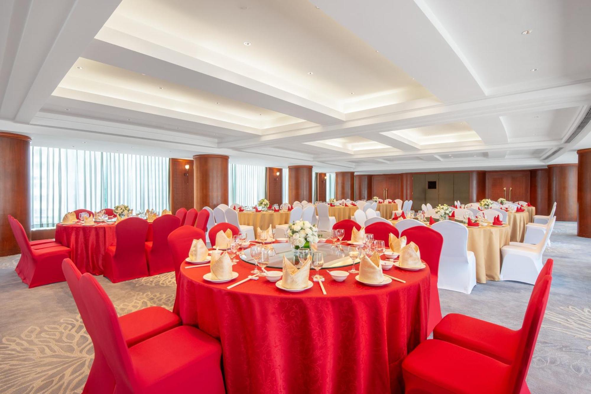 Crowne Plaza Zhuhai City Center By Ihg - Offers Free One-Way Shuttle To Chimelong Ocean Kingdom Dış mekan fotoğraf