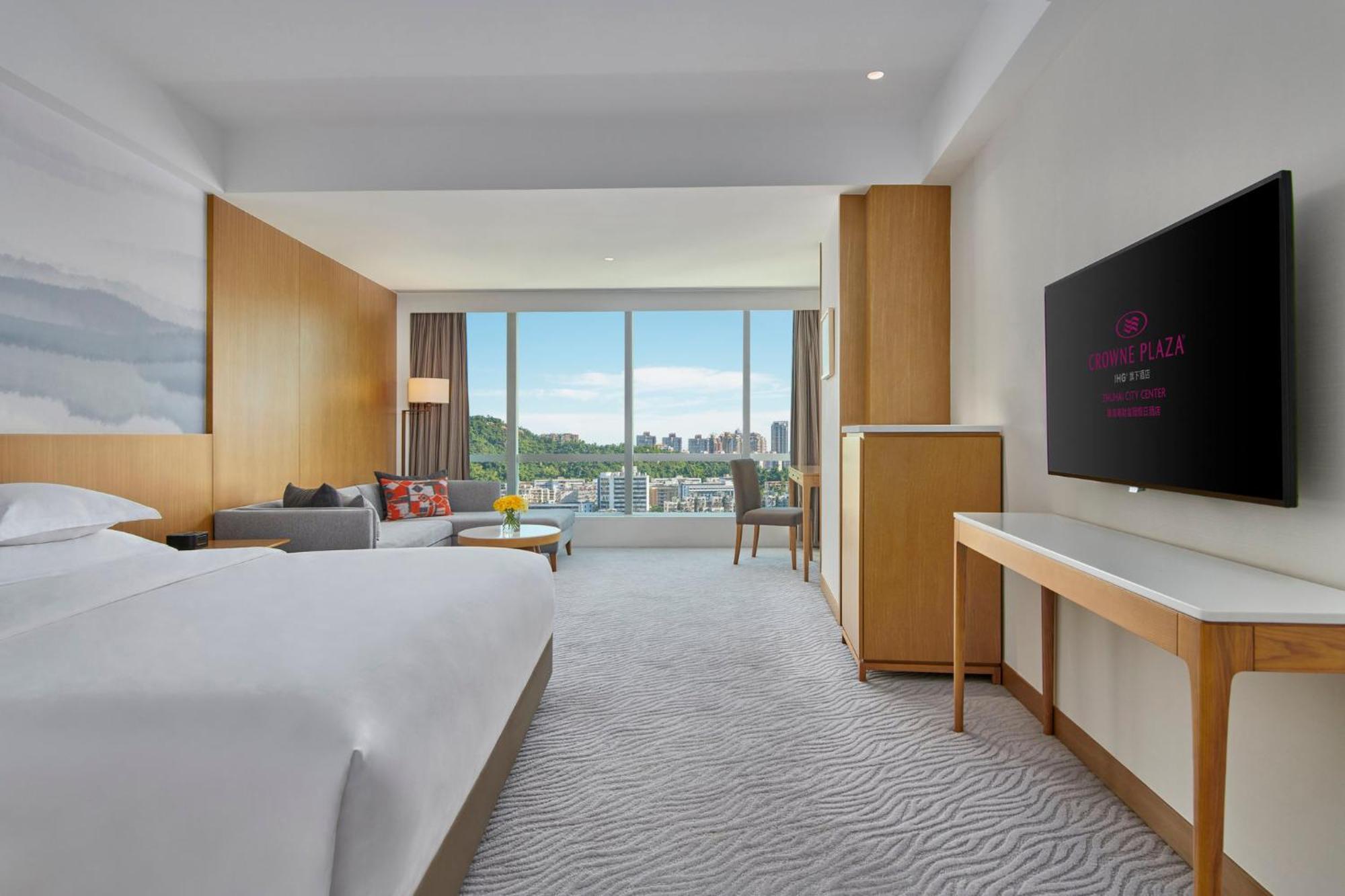 Crowne Plaza Zhuhai City Center By Ihg - Offers Free One-Way Shuttle To Chimelong Ocean Kingdom Dış mekan fotoğraf