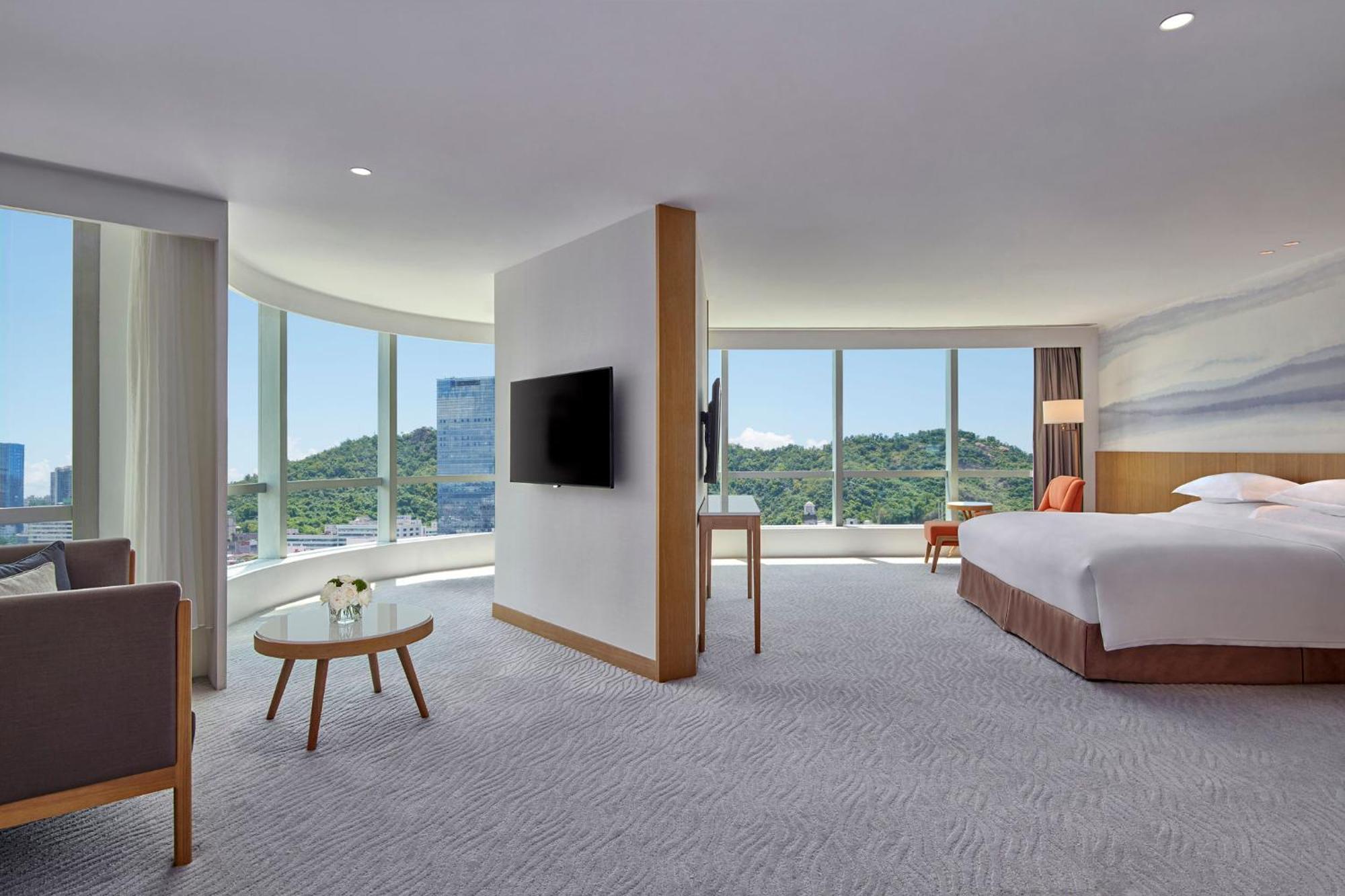 Crowne Plaza Zhuhai City Center By Ihg - Offers Free One-Way Shuttle To Chimelong Ocean Kingdom Dış mekan fotoğraf